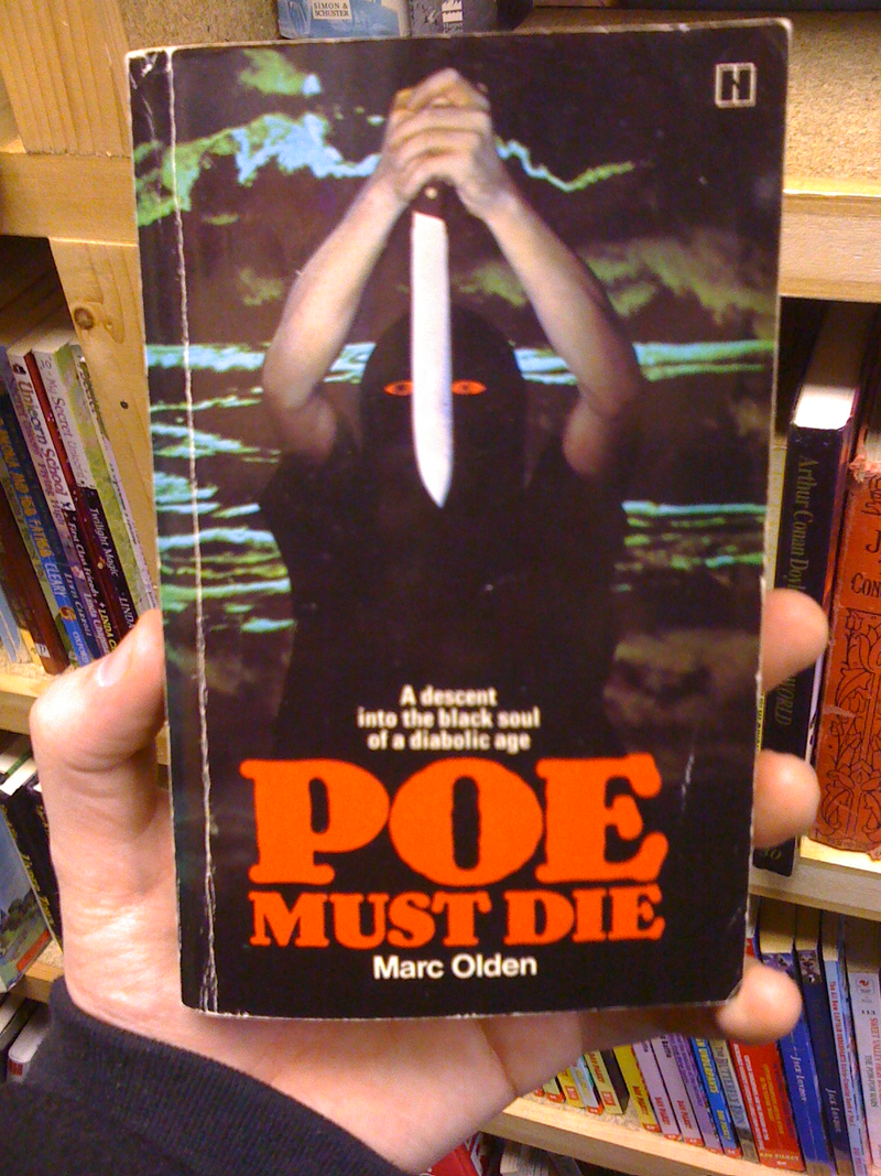 Illustration for article titled A Whole Blog Dedicated To The Worst SF/Fantasy Book Covers